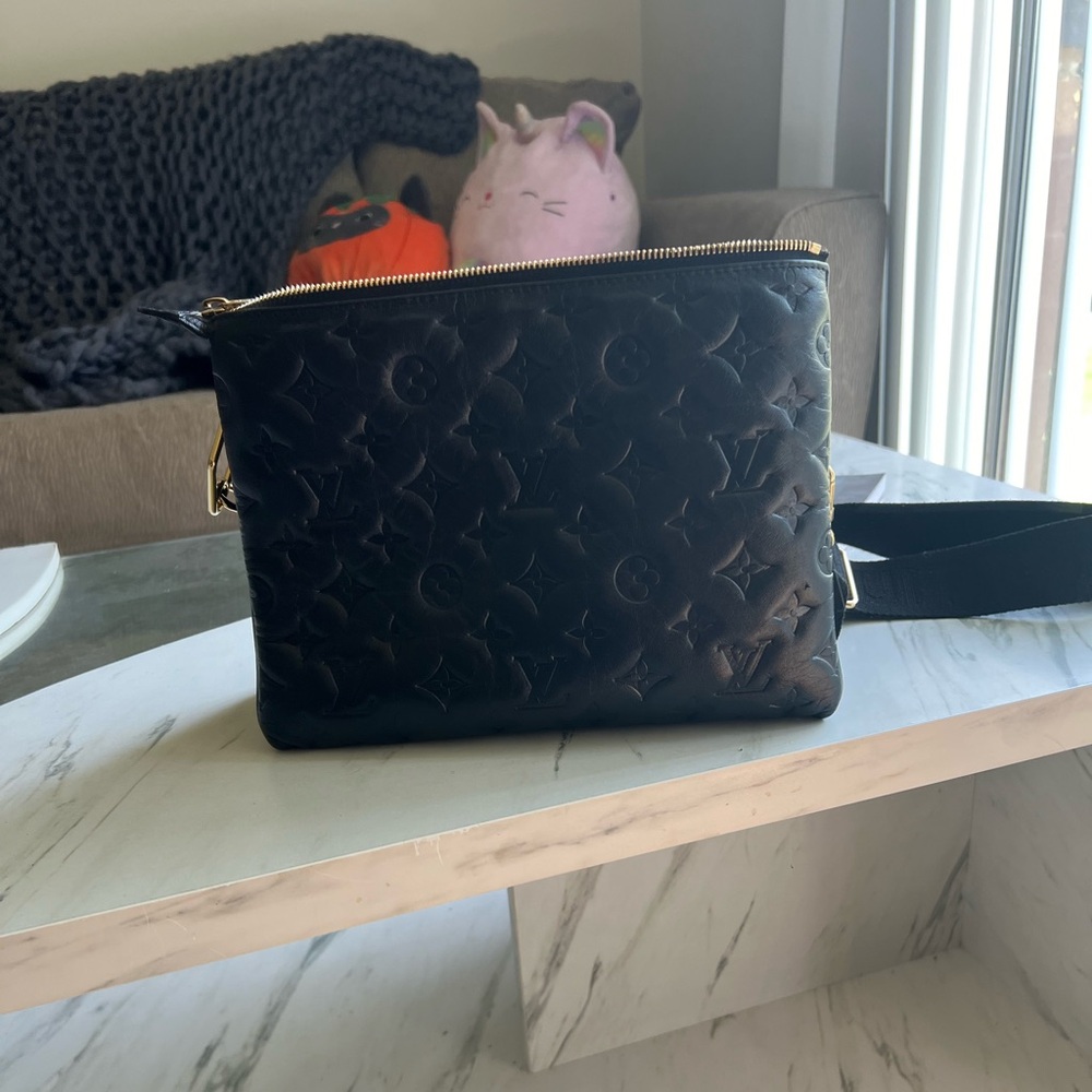 Louis Vuitton Coussin bag